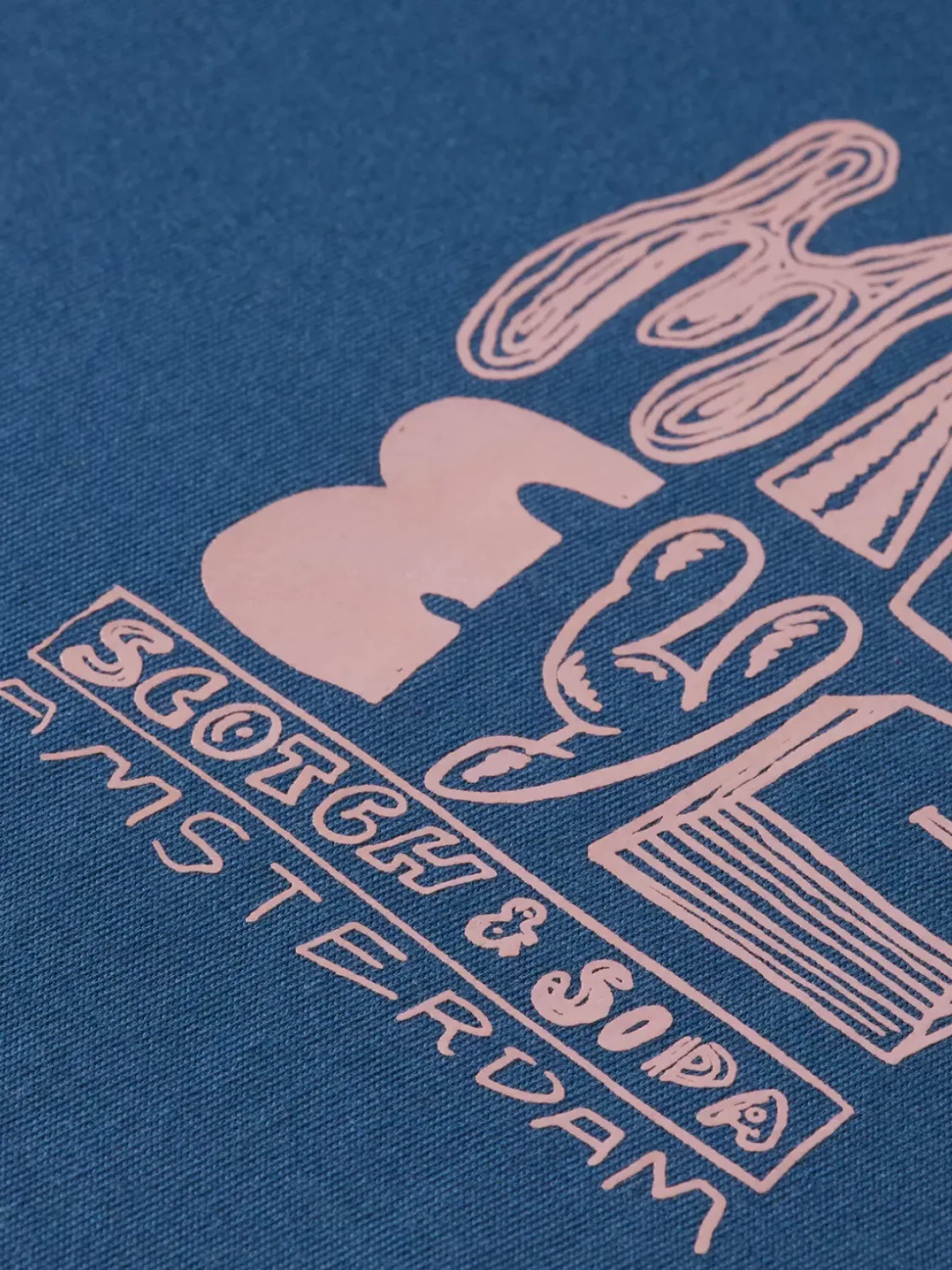 CHEST ARTWORK T-SHIRT-Scotch & Soda Online