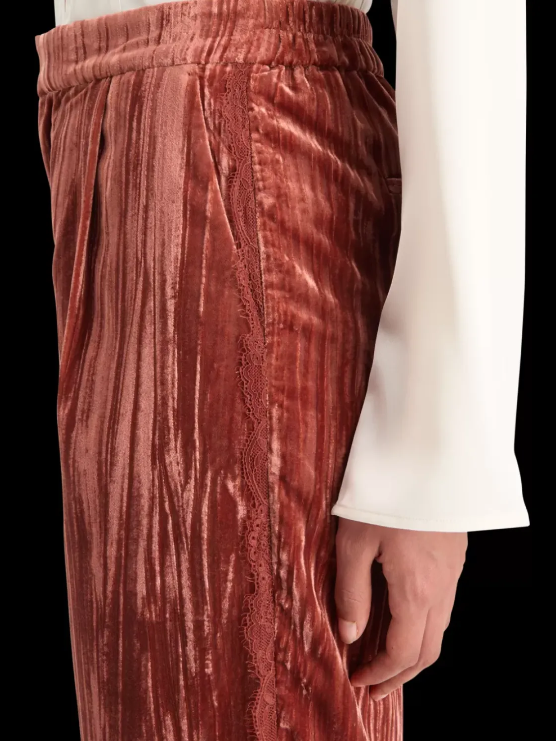 LACE TRIMMED VELVET PANT-Scotch & Soda Best
